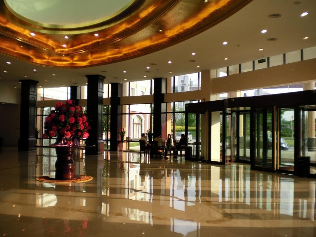 Shanghai Eiffelton Hotel Exteriör bild